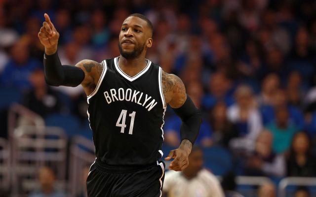 背后都是年 背后都是年